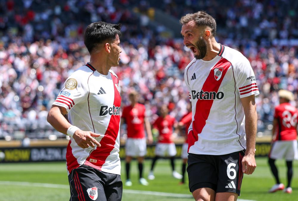 犯规太快！杨瀚森首节登场3分49秒领到第二次犯规被换下场